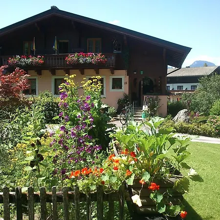 Apartment Waldhaeusl *